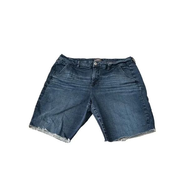 Torrid cut off long denim shorts - Picture 1 of 8